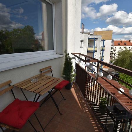 Apartament Rosso Apartment ทอรูน ภายนอก รูปภาพ