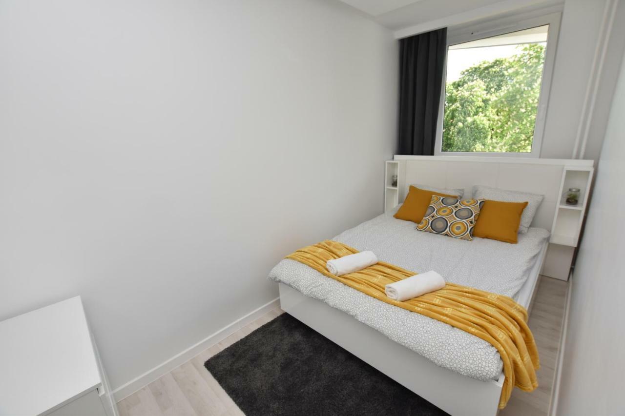 Apartament Rosso Apartment ทอรูน ภายนอก รูปภาพ